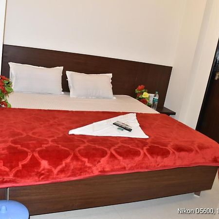 Hotel Sai Shatabdi Shirdi Ngoại thất bức ảnh