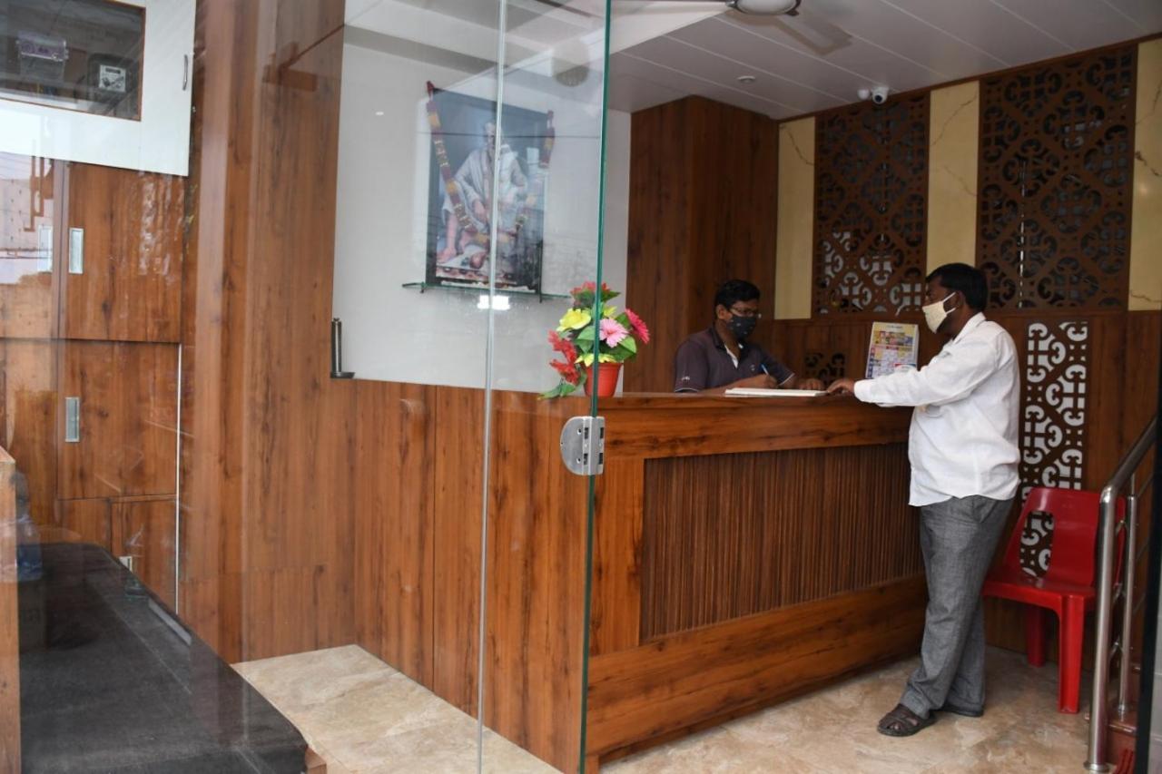 Hotel Sai Shatabdi Shirdi Ngoại thất bức ảnh